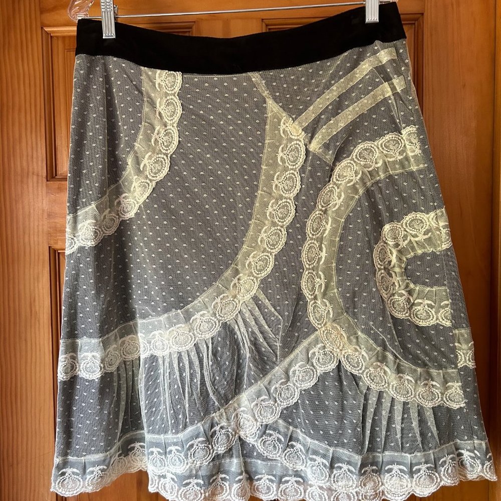 Vintage Viola Lace Overlay Scllop Balck Velvet Anthropologie Skirt 8